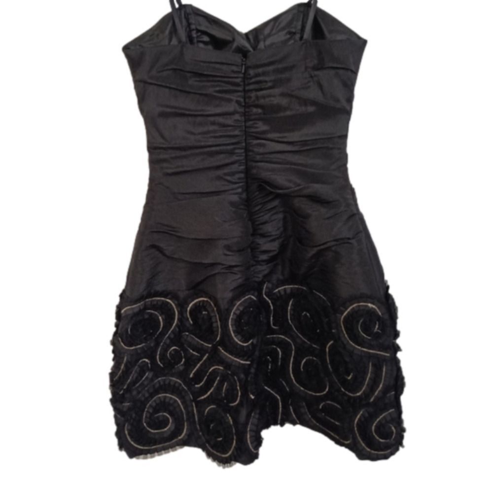 Dave & Johnny Strapless Dress - Picture 3 of 15